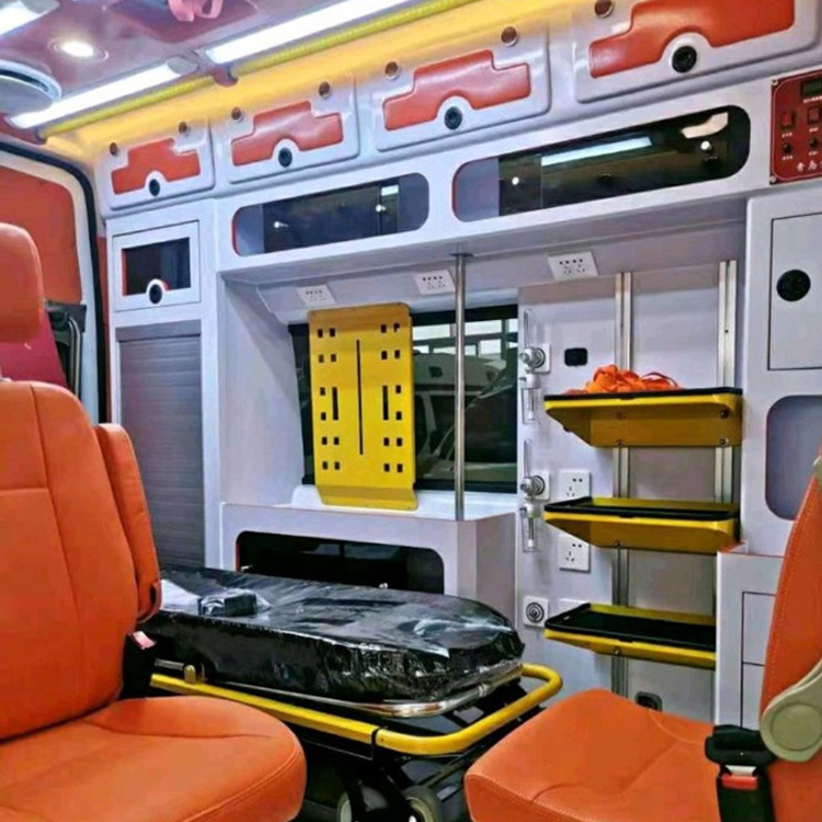 霍邱长途救护车护送病人租赁价格